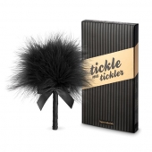 Пуховка для эротических игр Tickle Me Tickler - Bijoux Indiscrets - купить с доставкой в Новороссийске