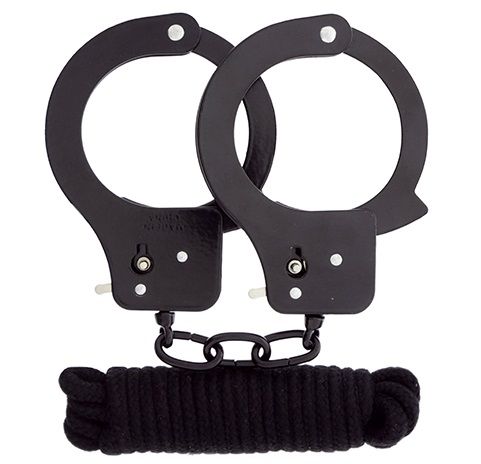 Чёрные наручники из листового металла в комплекте с веревкой BONDX METAL CUFFS LOVE ROPE SET - Dream Toys - купить с доставкой в Новороссийске